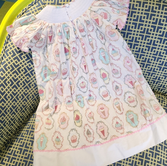 Lil Cactus Girl's Embroidered Cupcake Smocked Bishop Dress / Size 5 /Party Dress - Picture 6 of 14